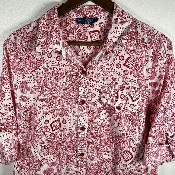 Karen Scott Petites Women's red and white paisley button-down blouse - Picture 2 of 12